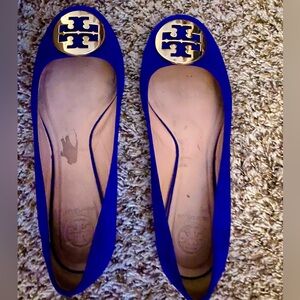 Eye catching Tory Burch flats